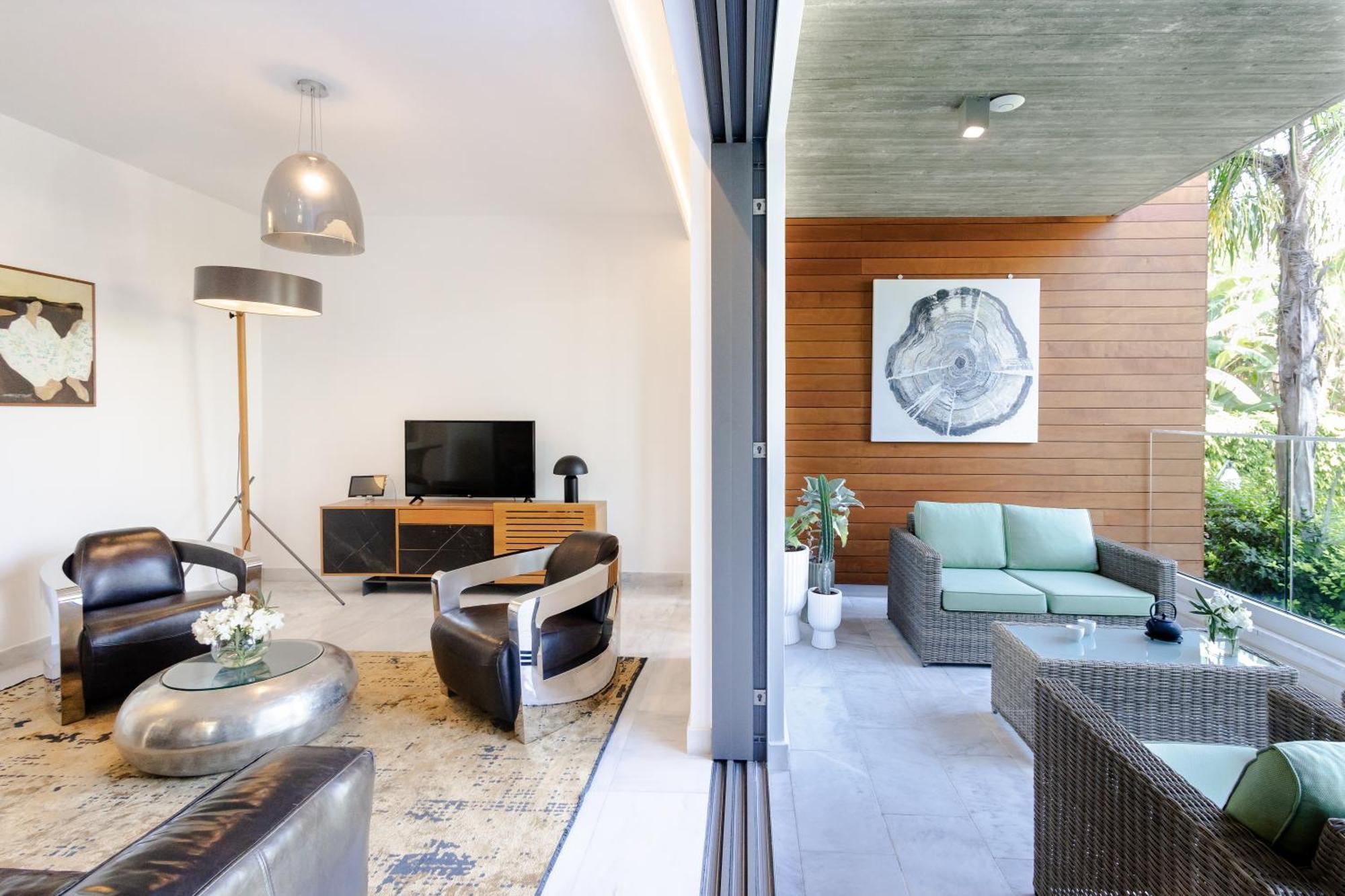 Sofia Luxury Апартаменти