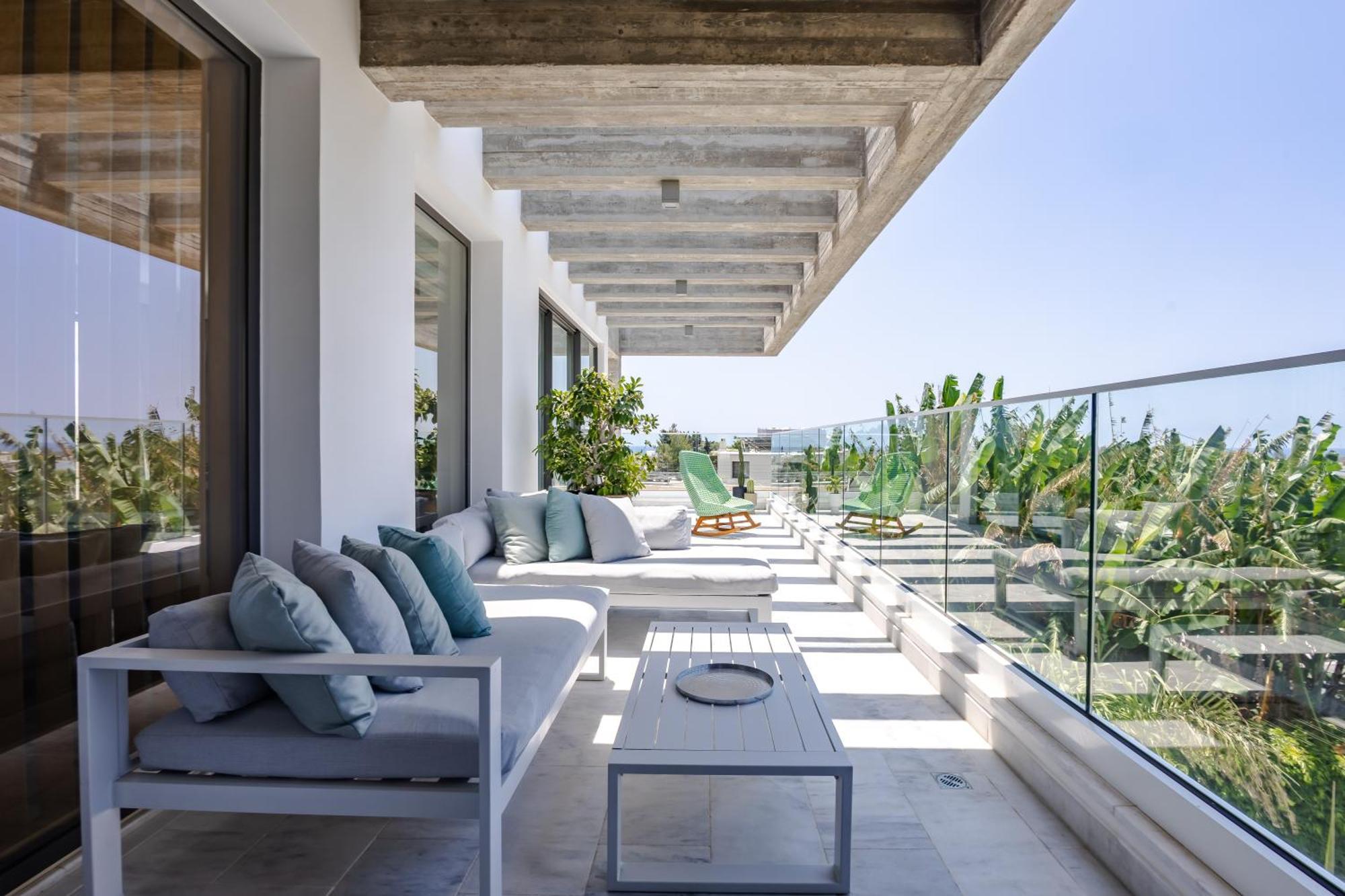 Sofia Luxury * Paphos